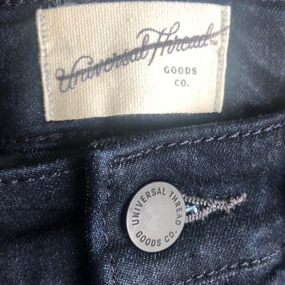 Universal Thread High-Rise Skinny Dark Wash Jeans - Picture 2 of 8
